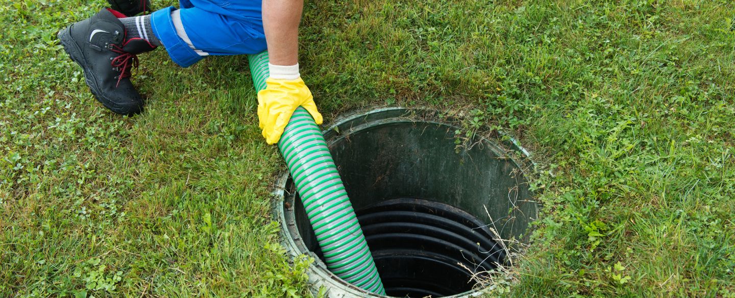 emptying household septic tank ovalo tx